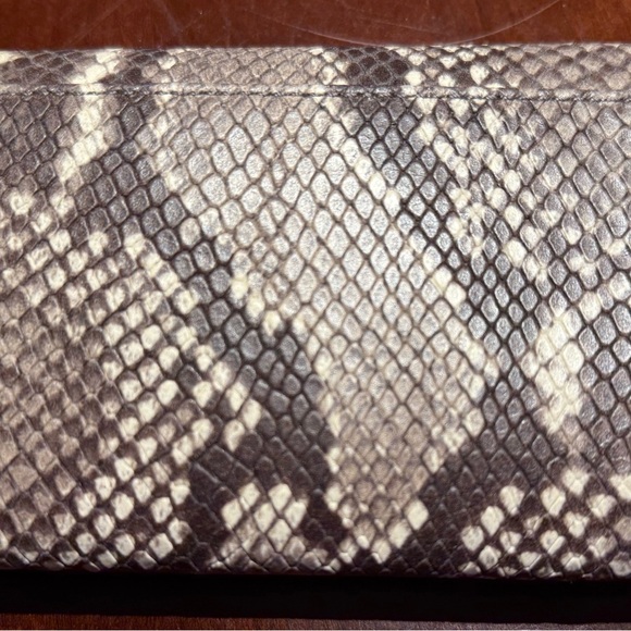 EUC Michael Kors Python Wallet - Picture 2 of 7